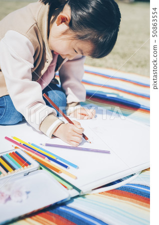 Park drawing girl Park drawing girl 50863554