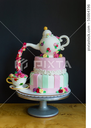 beautiful birthday cake  50864396