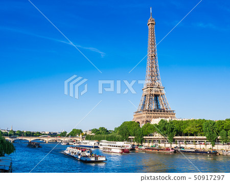 巴黎埃菲爾鐵塔和塞納河 巴黎埃菲爾鐵塔和塞納河 50917297