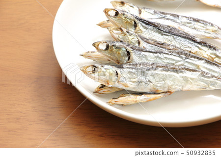 瞄準烘烤。 50932835