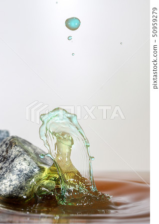 水滴的高速攝影 水滴的高速攝影 50959279