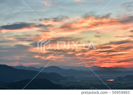 Morning mist Fuji morning 50959983