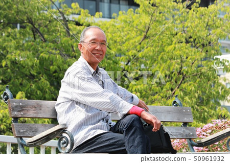 Senior man traveling Senior man traveling 50961932