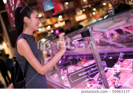 Making choice select best thing children family Making choice select best thing children family 50963137