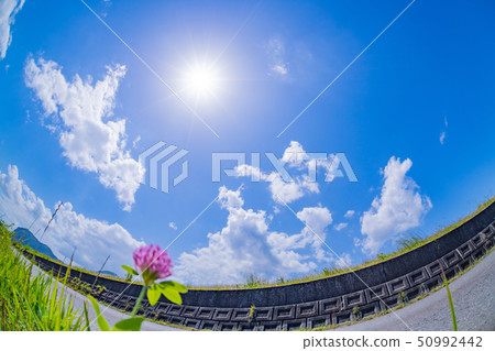 初夏藍天全天相鏡頭 初夏藍天全天相鏡頭 50992442