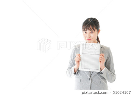 Business woman with resume 51024107