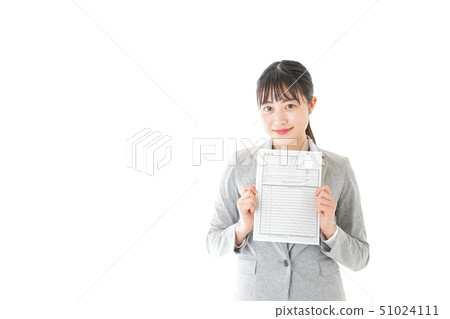 Business woman with resume 51024111