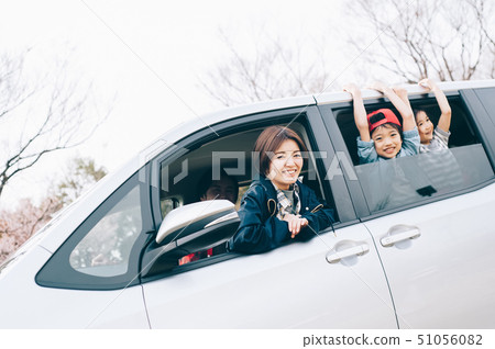 Family car drive 51056082