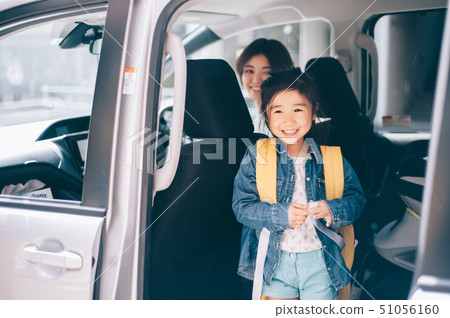 Parent and child 51056160