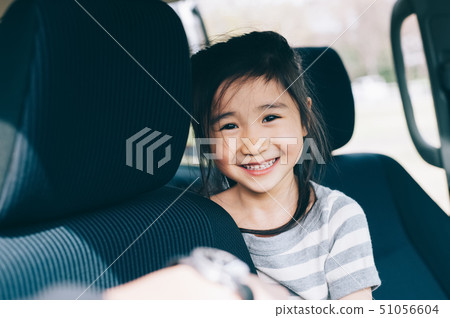 兒童車發送和接收 51056604