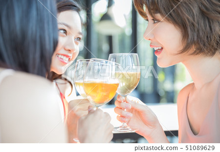 Female Party 51089629