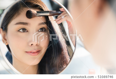 Women beauty 51089746