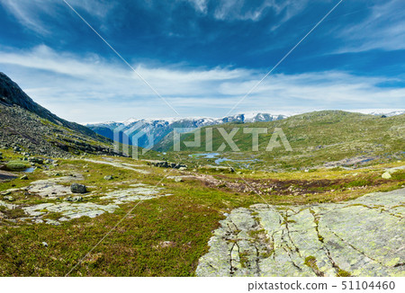 Summer highlands plateau, Norway Summer highlands plateau, Norway 51104460