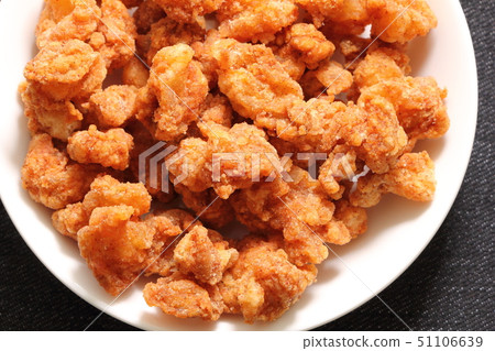 Fried cartilage (chicken knee cartilage). 51106639