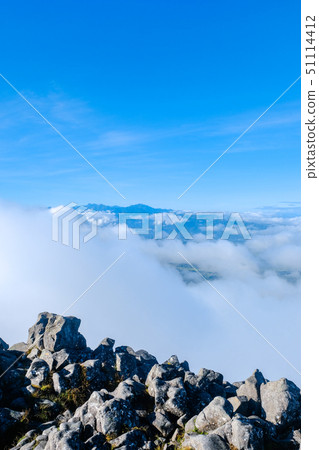 A view of the top of Mt. Tateshina (looking at the Southern Alps) A view of the top of Mt. Tateshina (looking at the Southern Alps) 51114412