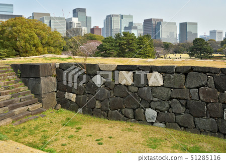 Walk around the Imperial Palace: Tenshudai ruins Imperial Palace Higashi Gyoen 51285116