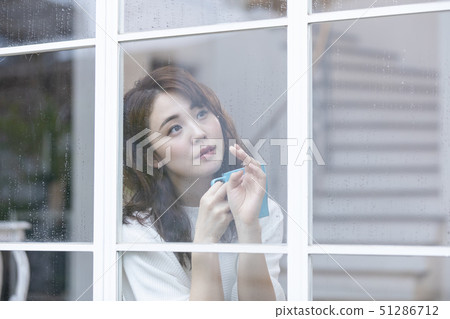 Woman Rainy Day 51286712