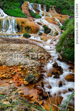 臺灣新北市瑞芳區黃金瀑布Golden Waterfall, New Taipei 臺灣新北市瑞芳區黃金瀑布Golden Waterfall, New Taipei 51293604