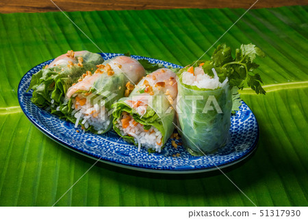 Raw spring roll Vietnamese food Vietnamese variety Raw spring roll Vietnamese food Vietnamese variety 51317930