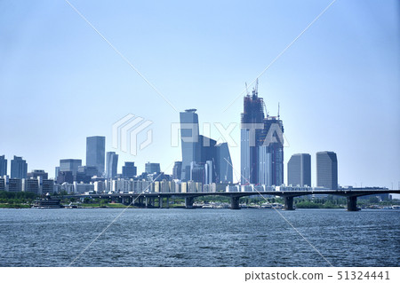 Landscape of Ichon Han River Citizen Park in spring 2019 Landscape of Ichon Han River Citizen Park in spring 2019 51324441