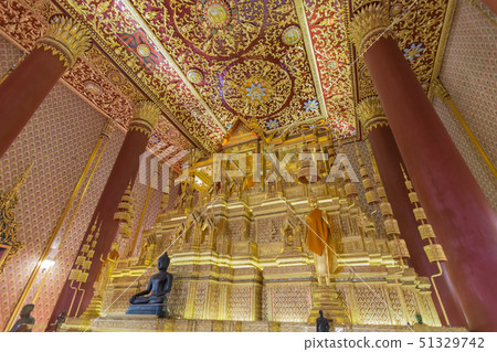 Thai buddha statue Thai buddha statue 51329742