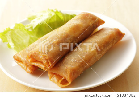 Spring roll  51334392