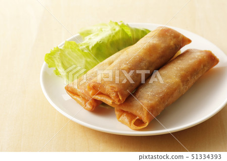 Spring roll Spring roll 51334393