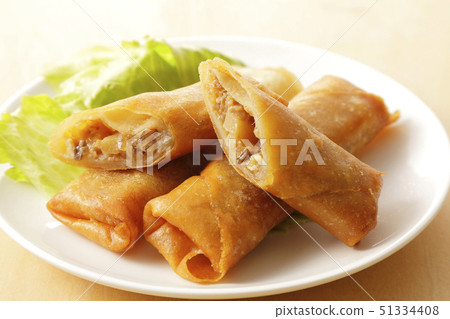 Spring roll Spring roll 51334408