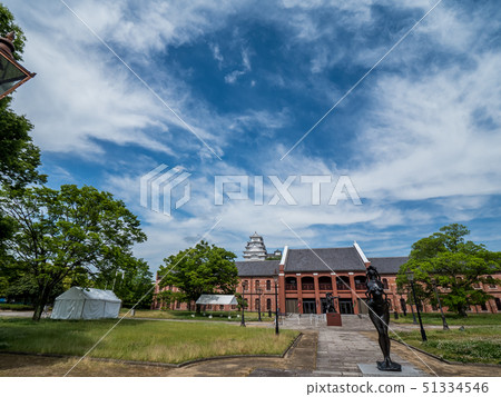 A fresh green Himeji castle A fresh green Himeji castle 51334546