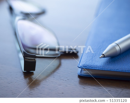 Business image · glasses · notebook Business image · glasses · notebook 51335120
