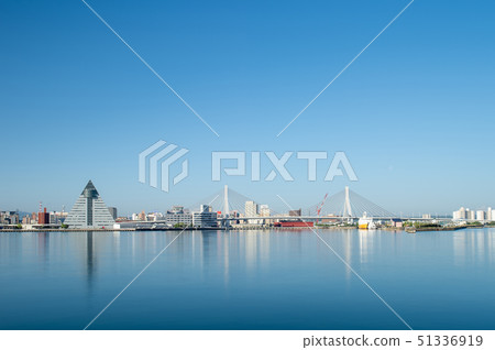 [Aomori Bay Area] Morning scenery of Aomori Port 51336919