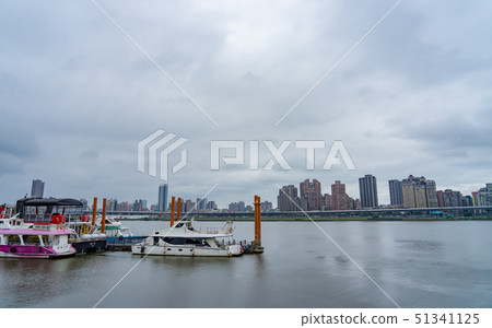 Taiwan, freshwater banks, rice bowls 51341125