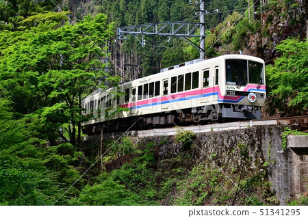 鐵路火車Koden Electric Eiden Kozan電鐵系列800 Kifunaguchi Kurama Shinnoku Aomori 51341295
