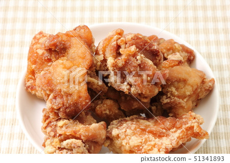 Fried chicken thigh meat. Fried chicken thigh meat. 51341893