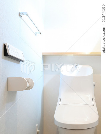 新建的住宅廁所形象 新建的住宅廁所形象 51344199