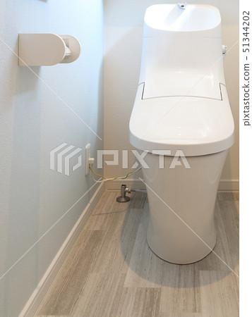 新建的住宅廁所形象 新建的住宅廁所形象 51344202
