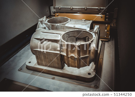 Model with supports created in laser sintering machine stays in working chamber 51344250