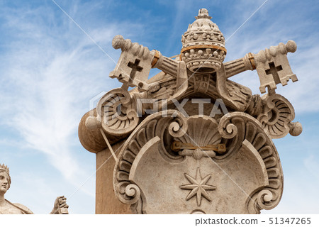 Symbol of Vatican city - Basilica of Saint Peter 51347265