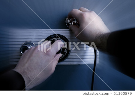 Cracking a safe Cracking a safe 51360879