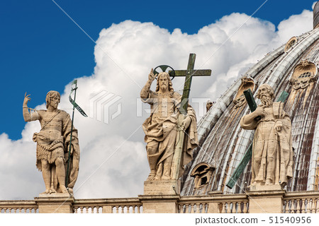 Basilica of Saint Peter Vatican city - Detail  51540956