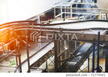 conveyor belt for beer bottles on beer fabric conveyor belt for beer bottles on beer fabric 51774481