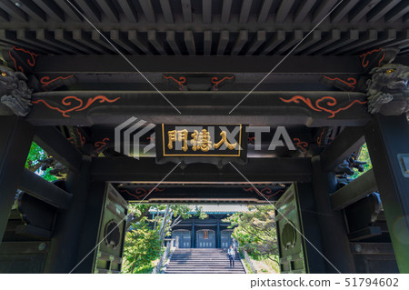 View Yutanmon and Taiseiden from Tokyo Yushima Cathedral Iridokumon 51794602