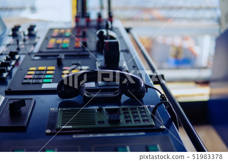Bridge ship equipment of offshore dp vessel Bridge ship equipment of offshore dp vessel 51983378