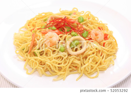 美味的海鮮醃烤蕎麥麵 美味的海鮮醃烤蕎麥麵 52053292
