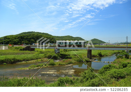 JR West Japan Kakogawa Line [around Kiryu Station Cross the Manganinji River] 52286285