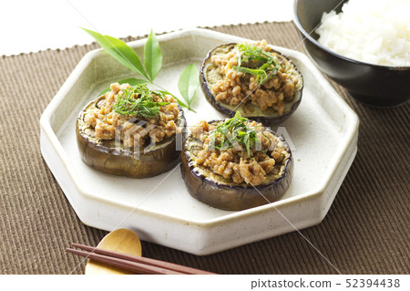 Stuffed eggplant with eggplant 13 52394438