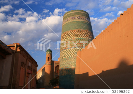 Journey on the Silk Road Uzbekistan Khiva Carta Minol shines in the morning sun Journey on the Silk Road Uzbekistan Khiva Carta Minol shines in the morning sun 52396262