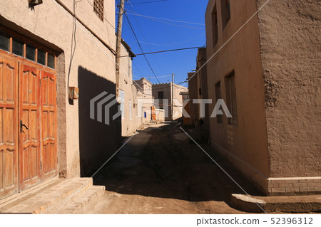 絲綢之路旅行烏茲別克斯坦景觀在嗨伊坎卡拉 絲綢之路旅行烏茲別克斯坦景觀在嗨伊坎卡拉 52396312