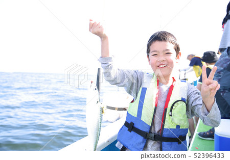 Primary school student fishing Primary school student fishing 52396433