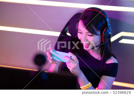 cybersport gamer have live stream cybersport gamer have live stream 52396629